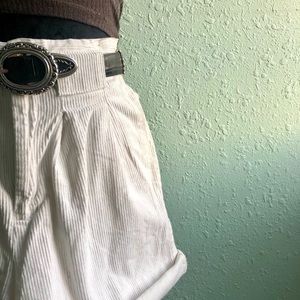 Retro Ultra High-Waisted Shorts (80s)